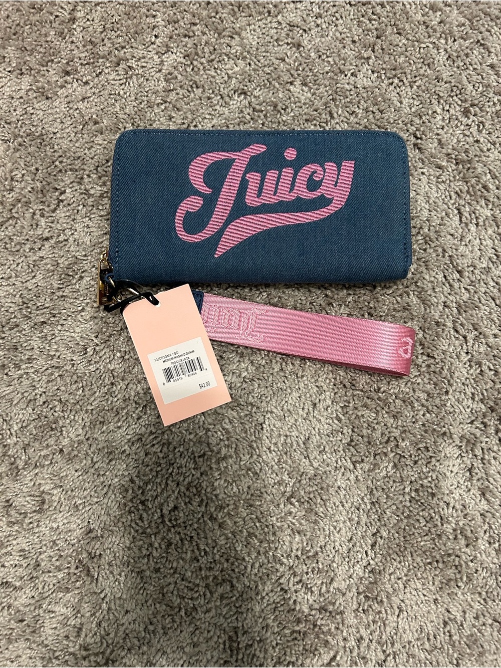 Juicy Couture Blue and Pink 'Juicy' Wristlet Card Holder